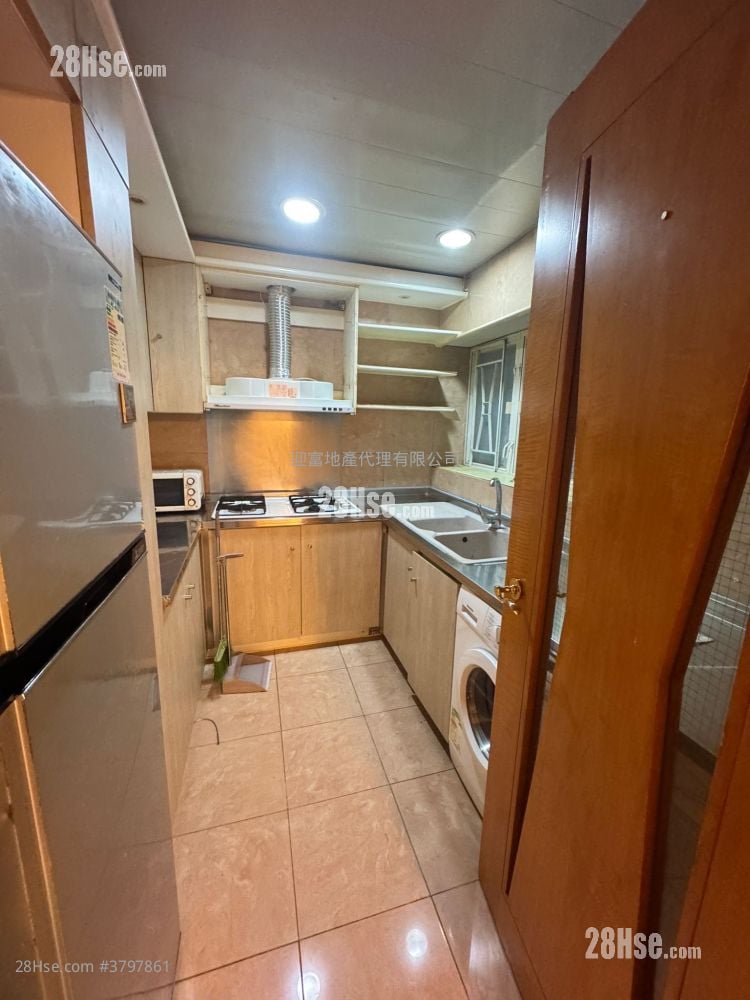 海逸豪园 租盘 3 房 , 2 浴室 880 平方尺