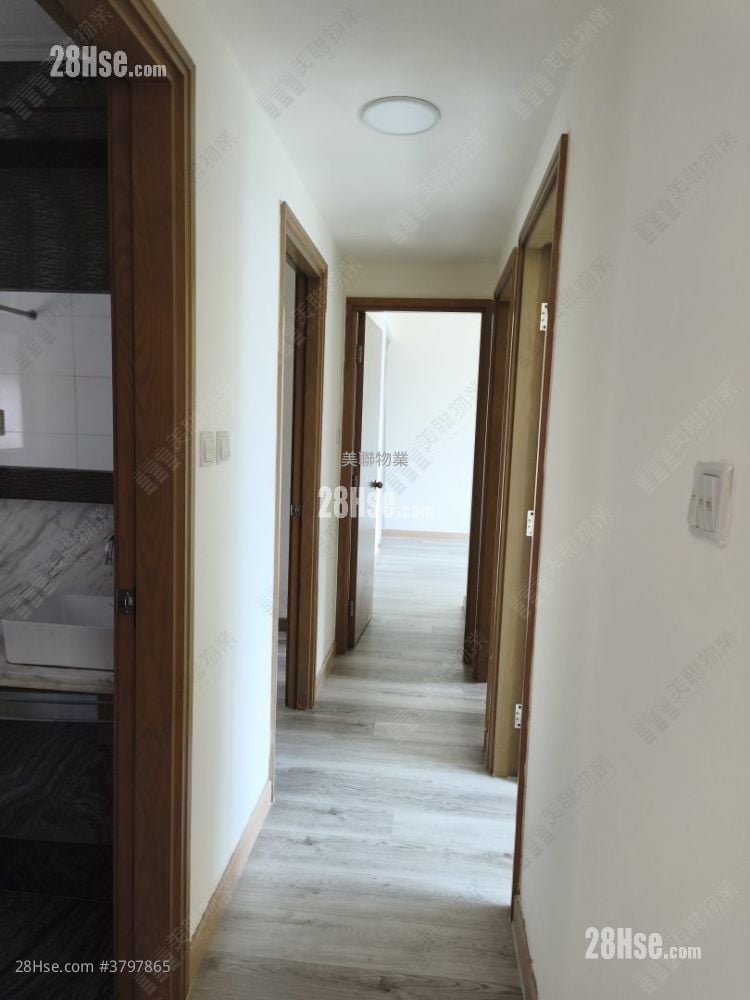 Yoho Midtown 租盘 4 房 , 3 浴室 1,029 平方尺