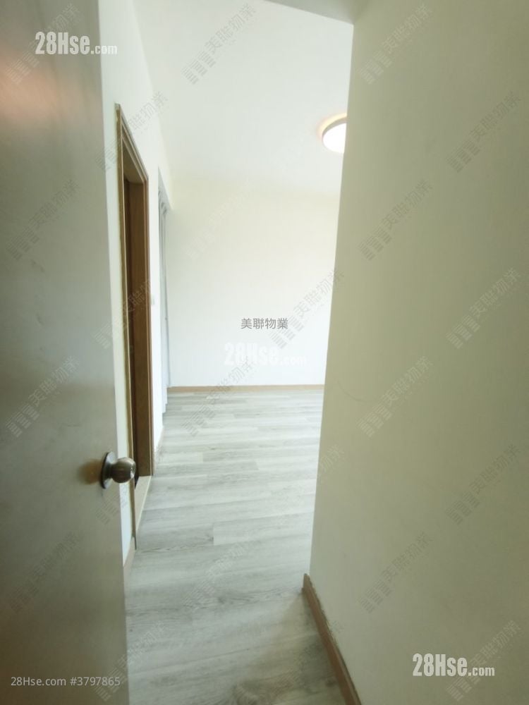 Yoho Midtown 租盘 4 房 , 3 浴室 1,029 平方尺