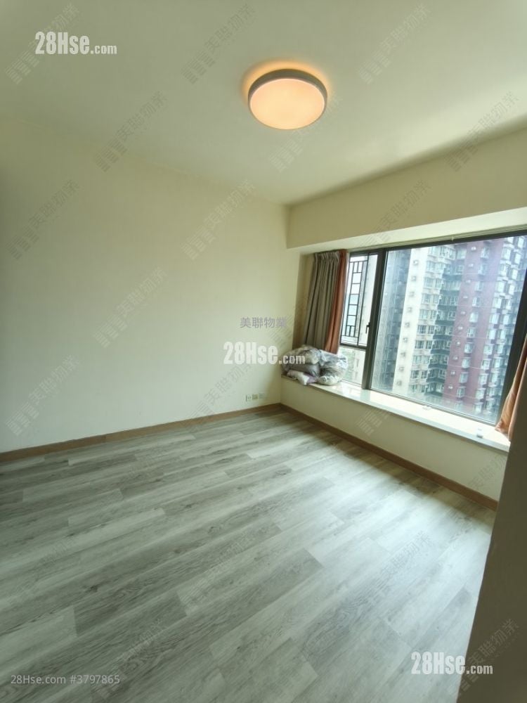 Yoho Midtown 租盘 4 房 , 3 浴室 1,029 平方尺