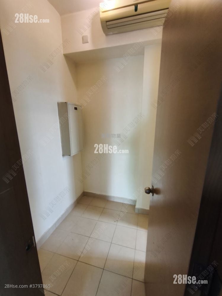 Yoho Midtown 租盘 4 房 , 3 浴室 1,029 平方尺