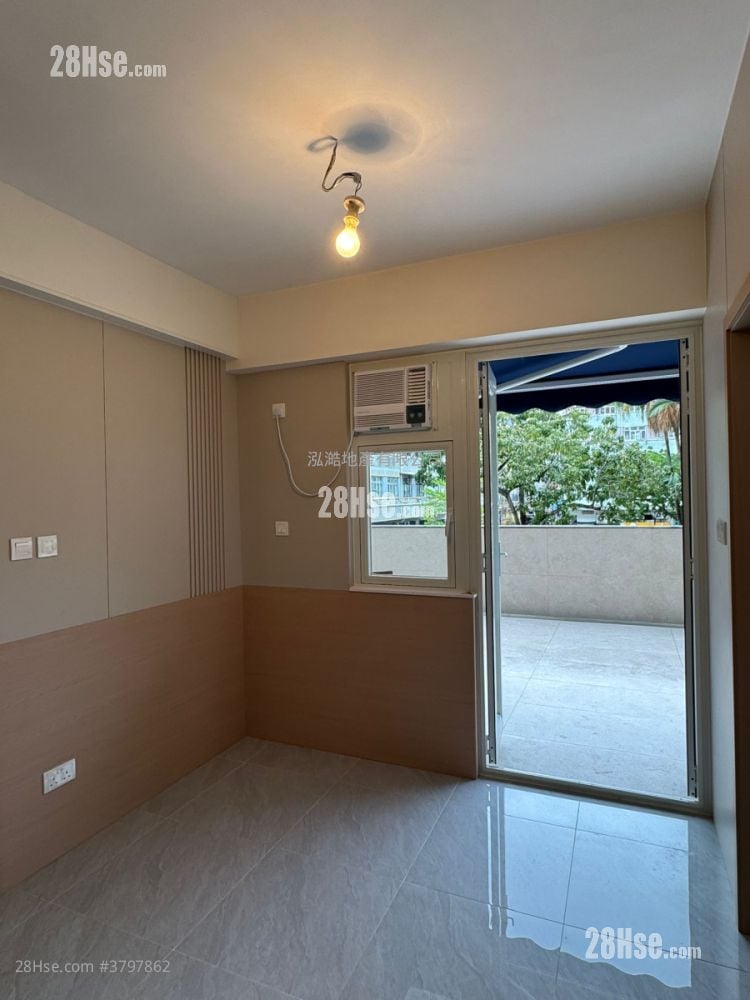 美发大厦 租盘 2 房 , 1 浴室 339 平方尺