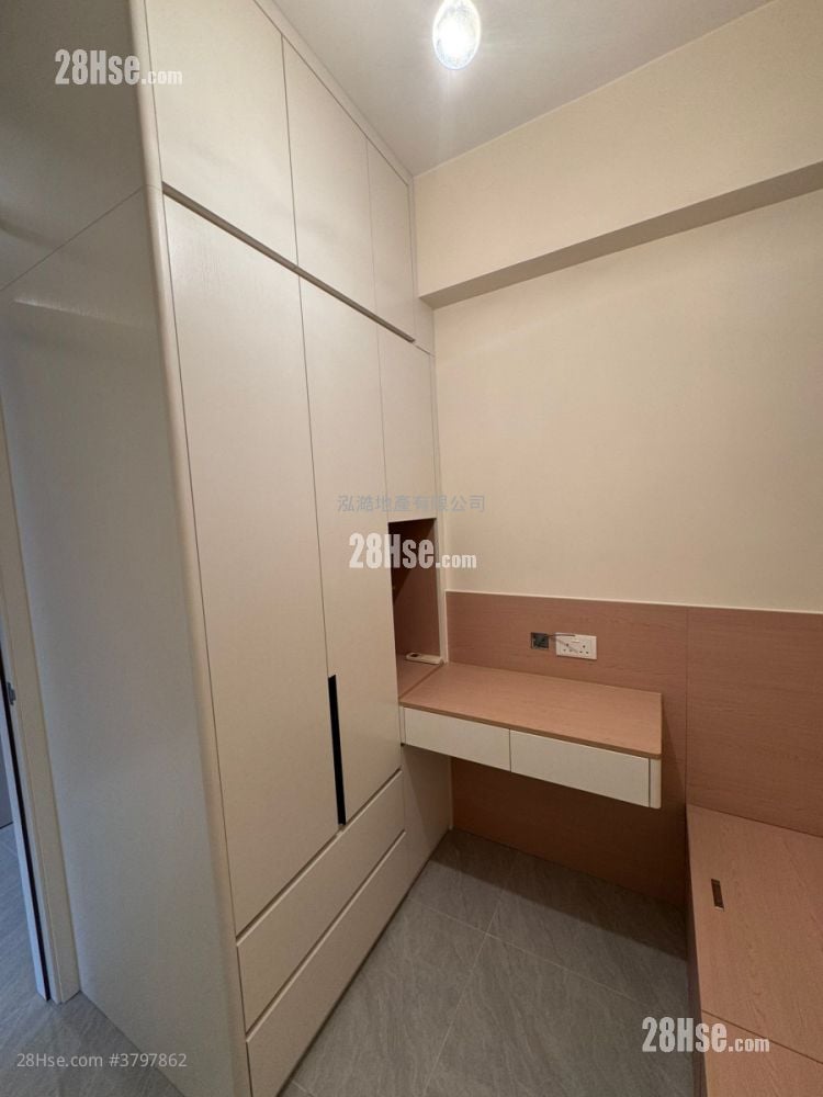 美发大厦 租盘 2 房 , 1 浴室 339 平方尺