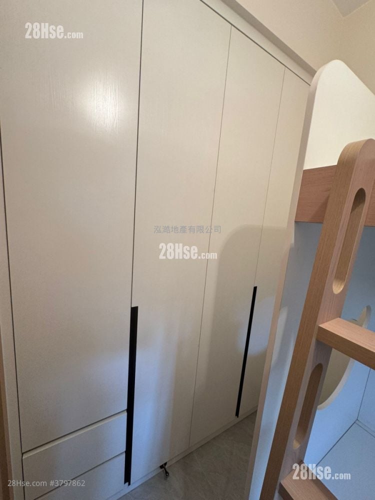 美发大厦 租盘 2 房 , 1 浴室 339 平方尺