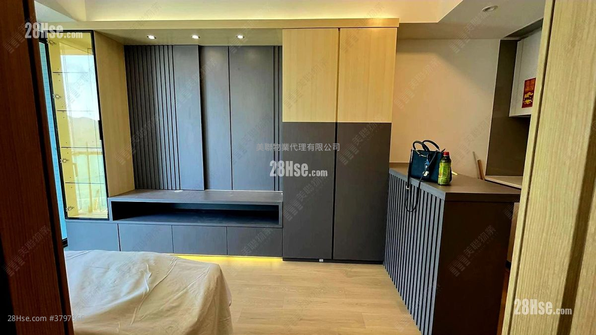 Montara Sell 1 Bedroom 368 ft²