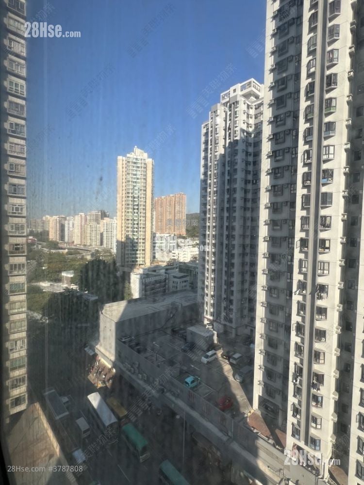 Hong Lai Garden Sell 2 Bedrooms 473 ft²