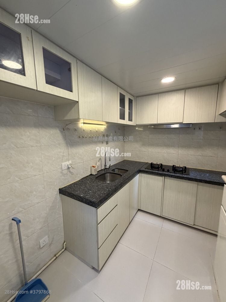 Serenity Park Rental 3 Bedrooms , 2 Bathrooms 590 ft²