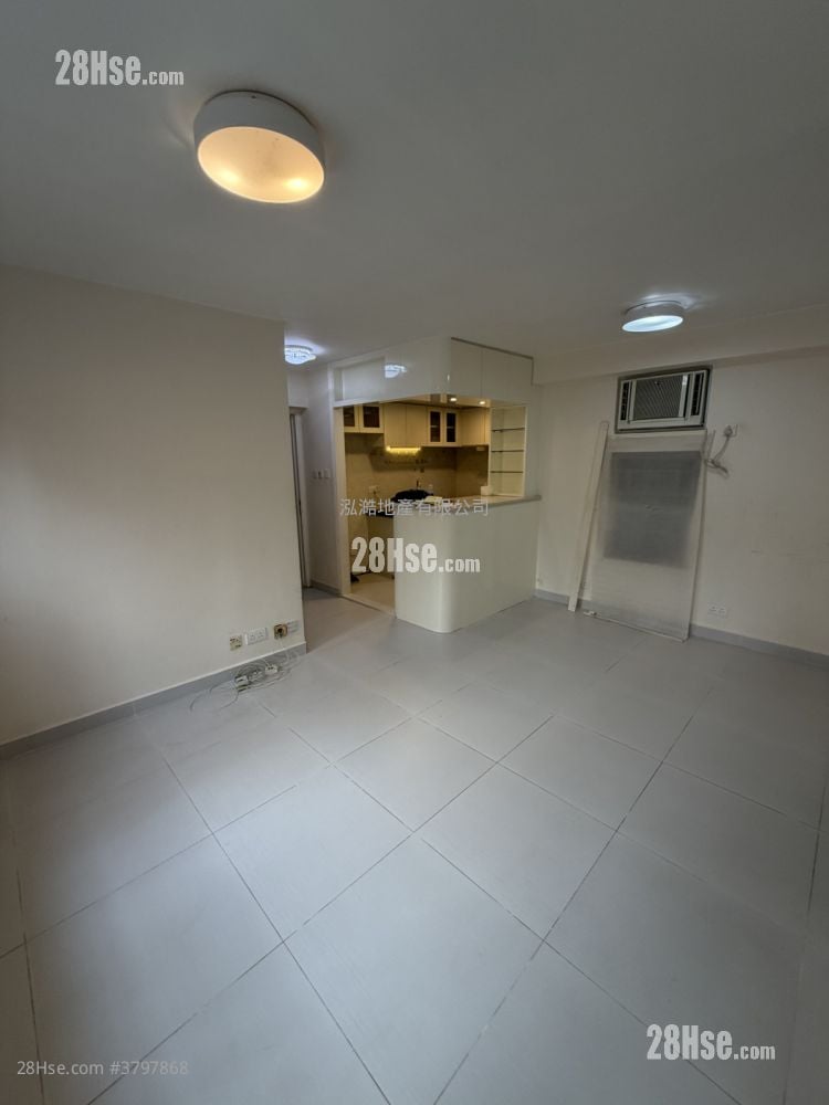 Serenity Park Rental 3 Bedrooms , 2 Bathrooms 590 ft²