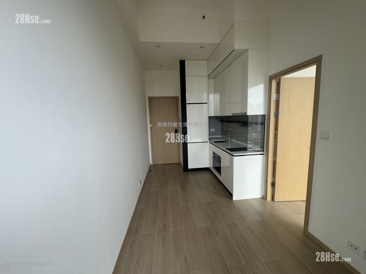 Nexus Grand Rental 2 Bedrooms , 1 Bathroom 293 ft²