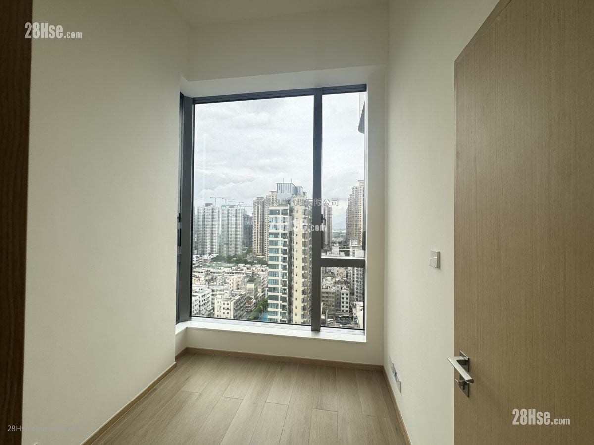Nexus Grand Rental 2 Bedrooms , 1 Bathroom 293 ft²