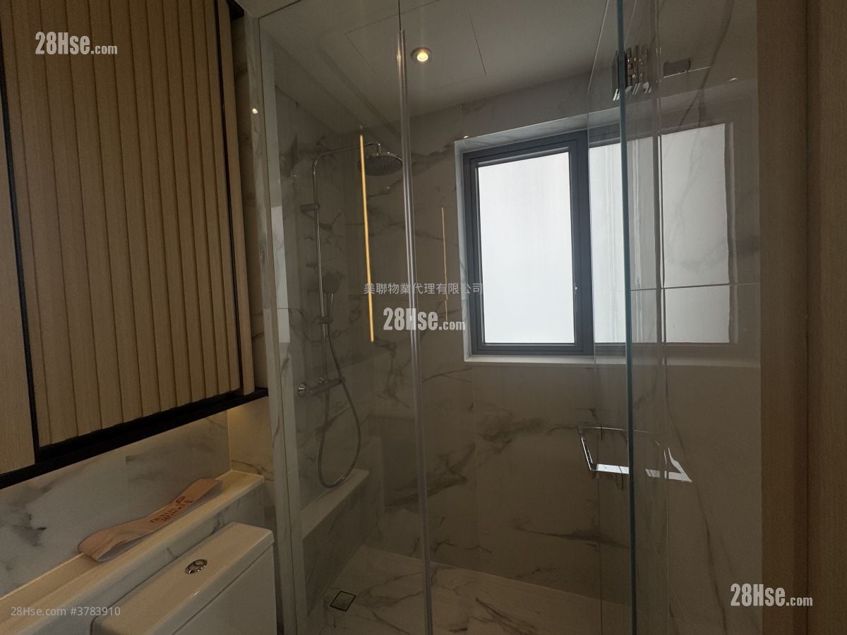 Nexus Grand Rental 2 Bedrooms , 1 Bathroom 293 ft²