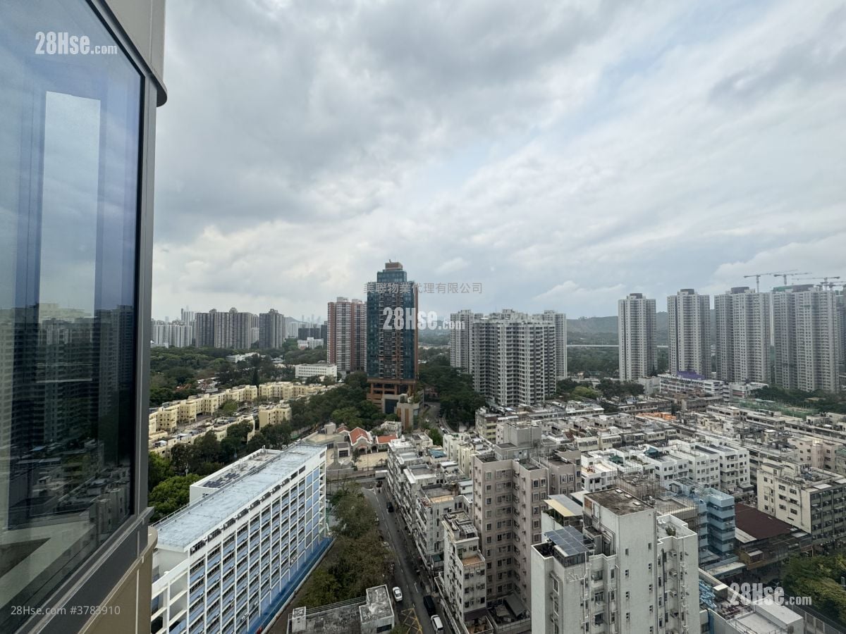 Nexus Grand Rental 2 Bedrooms , 1 Bathroom 293 ft²