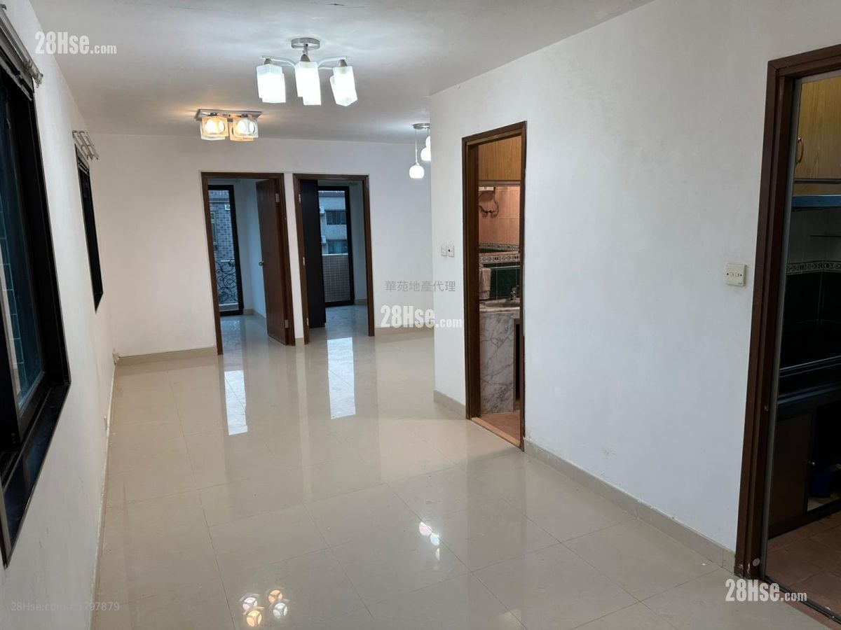 村屋 租盘 3 房 , 1 浴室 700 平方尺