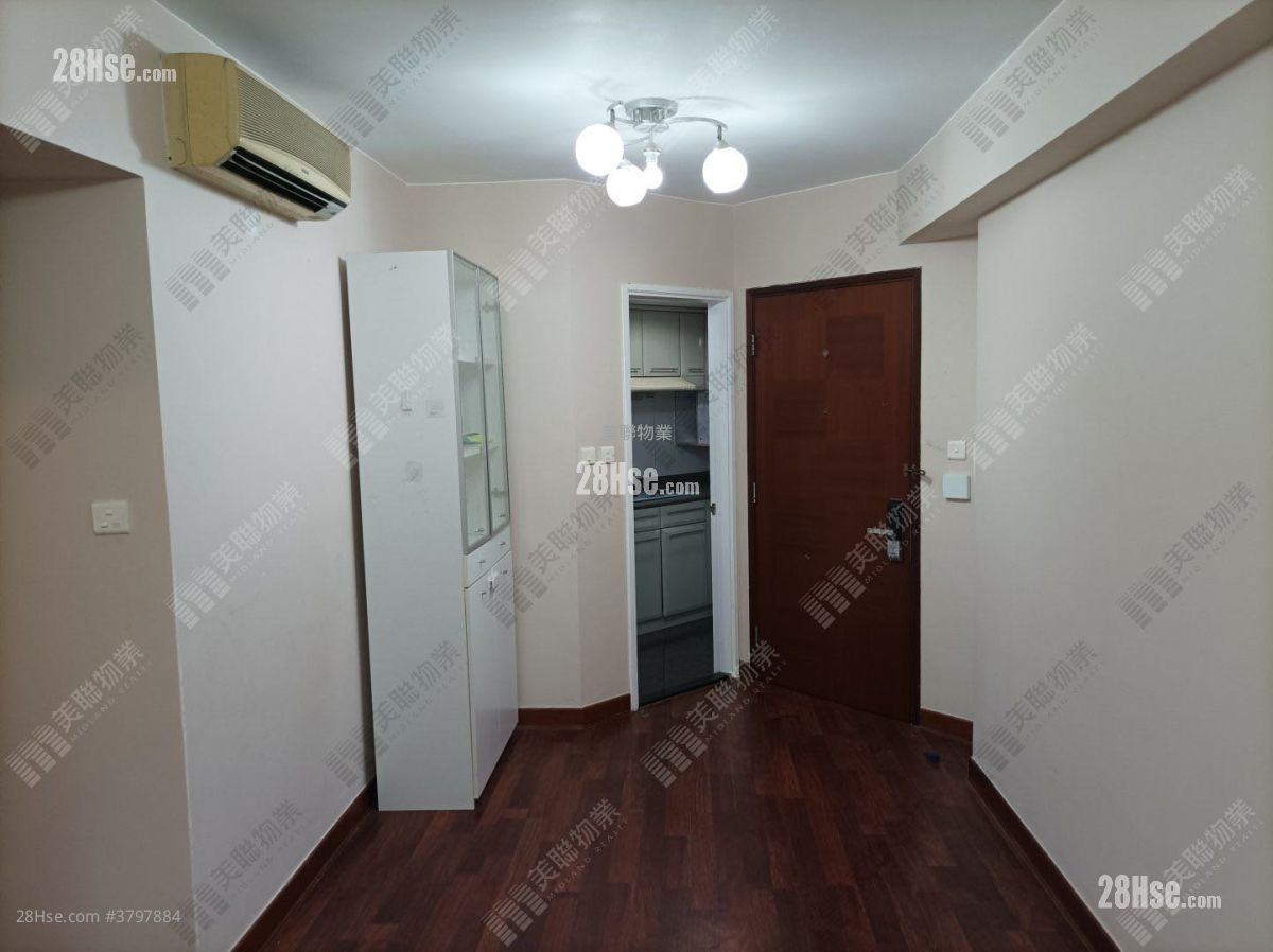 Summit Terrace Sell 2 Bedrooms , 1 Bathroom 435 ft²