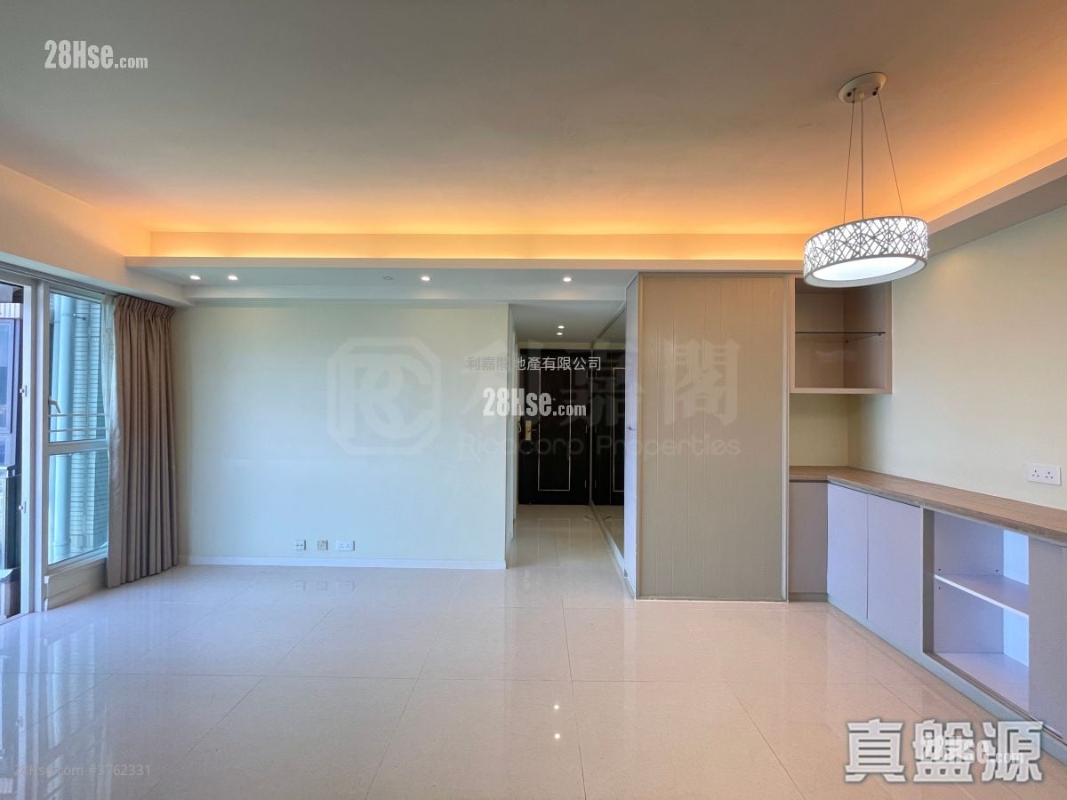 致蓝天 售盘 4 房 , 3 浴室 930 平方尺