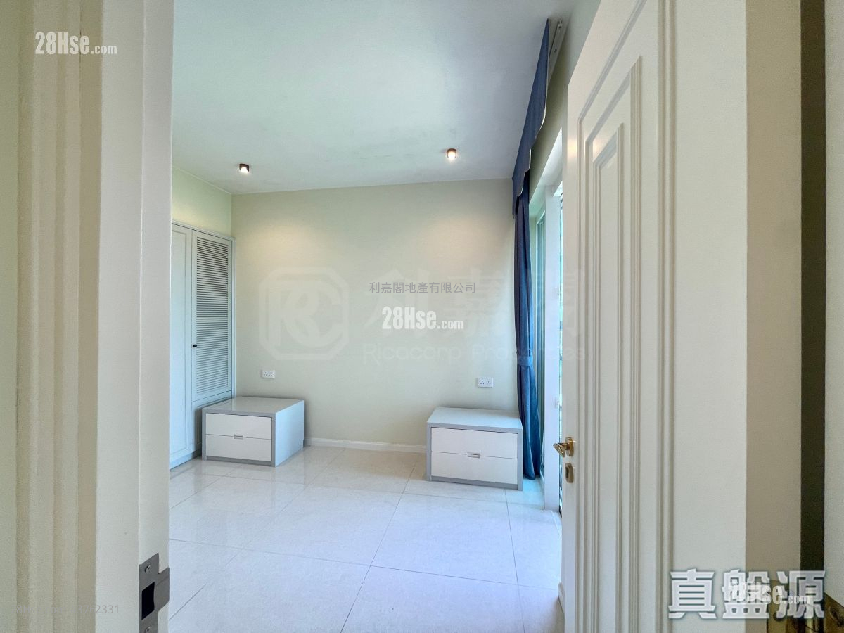 致蓝天 售盘 4 房 , 3 浴室 930 平方尺