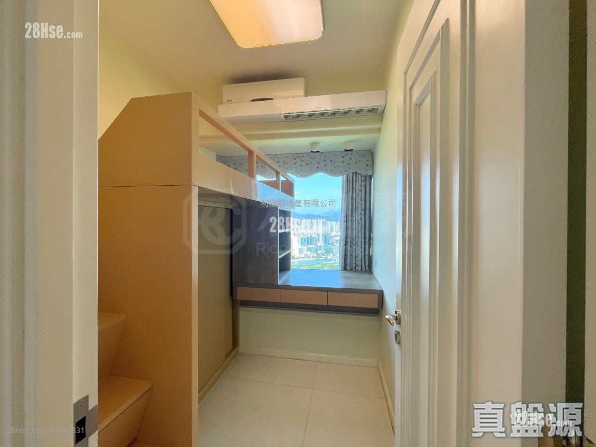 致蓝天 售盘 4 房 , 3 浴室 930 平方尺