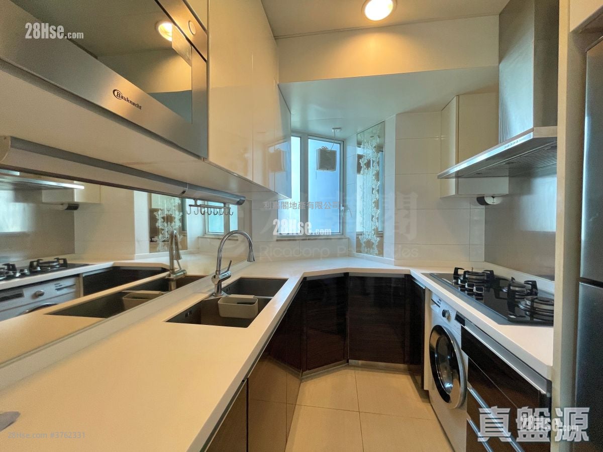 致蓝天 售盘 4 房 , 3 浴室 930 平方尺