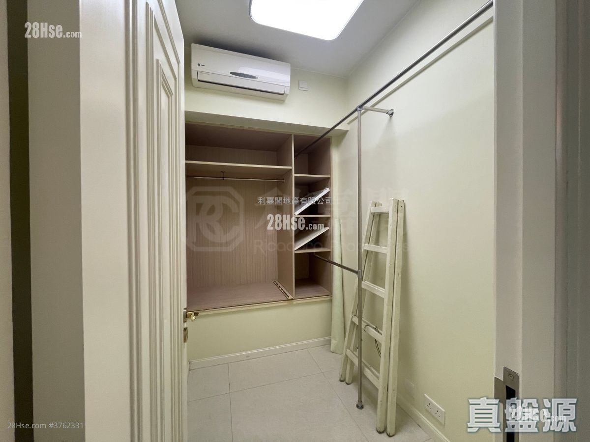 致蓝天 售盘 4 房 , 3 浴室 930 平方尺