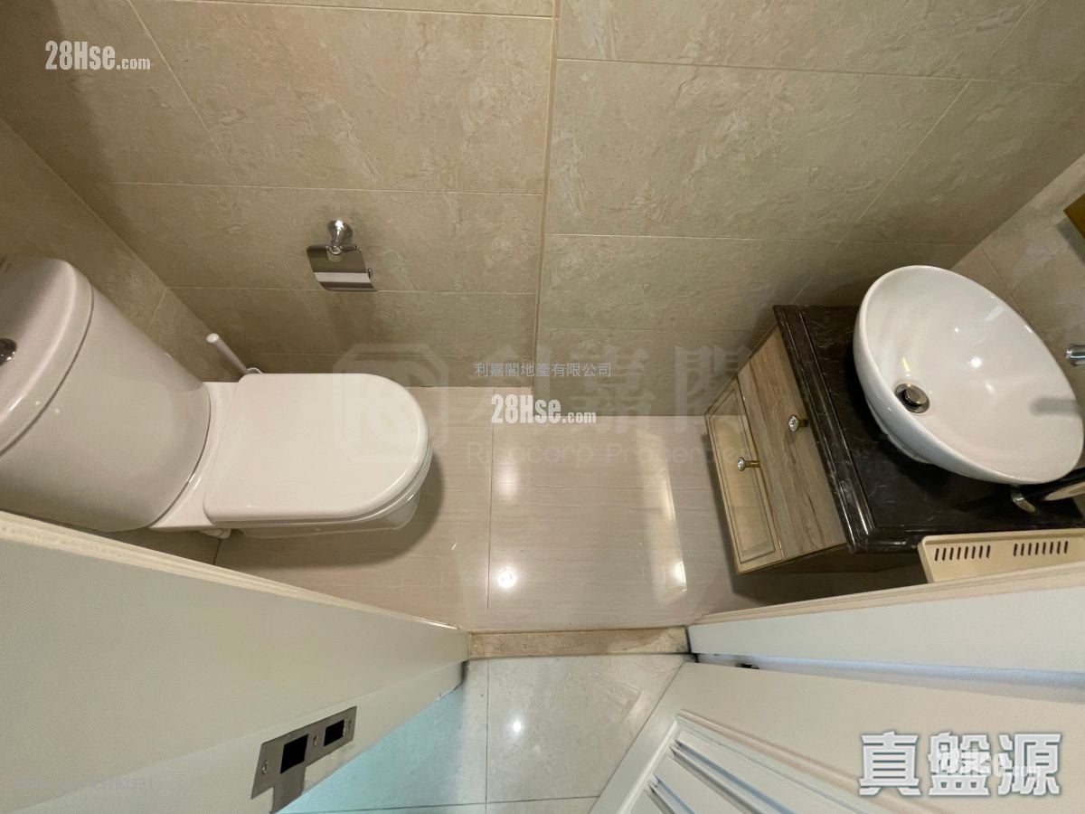 致蓝天 售盘 4 房 , 3 浴室 930 平方尺