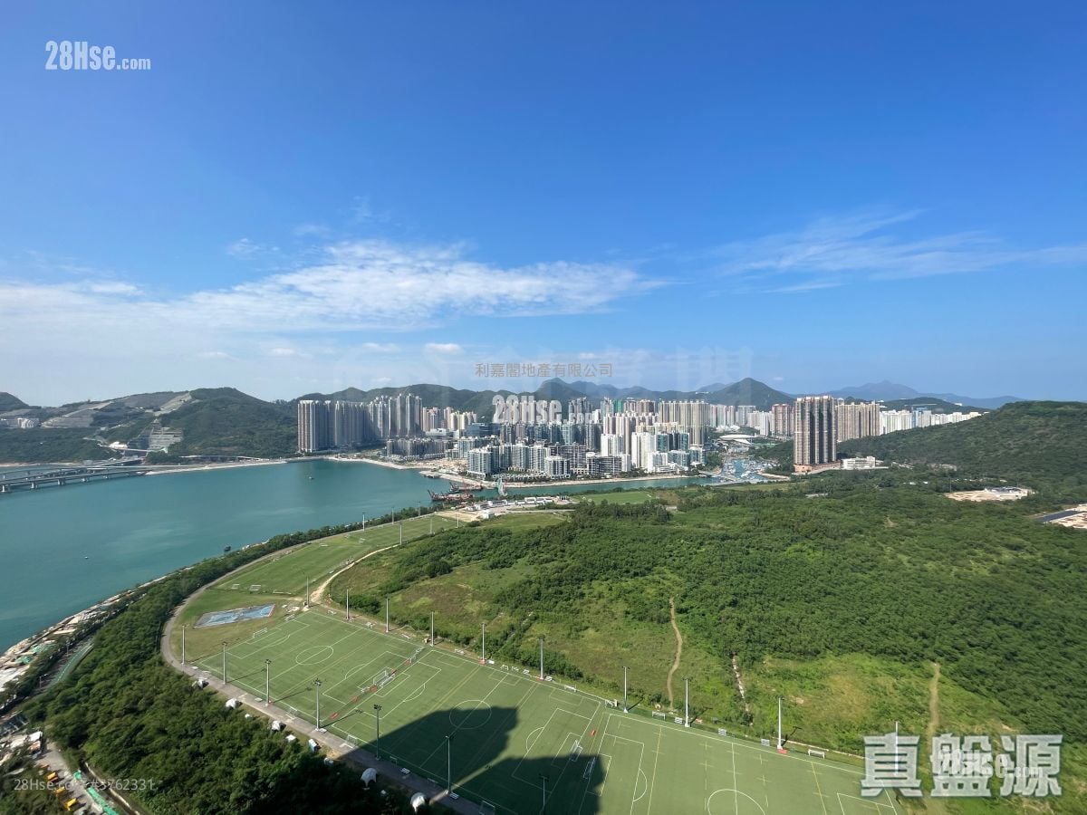 致蓝天 售盘 4 房 , 3 浴室 930 平方尺