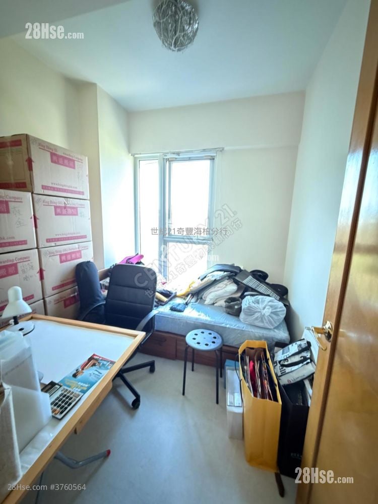 Symphony Bay Sell 3 Bedrooms , 2 Bathrooms 1,031 ft²