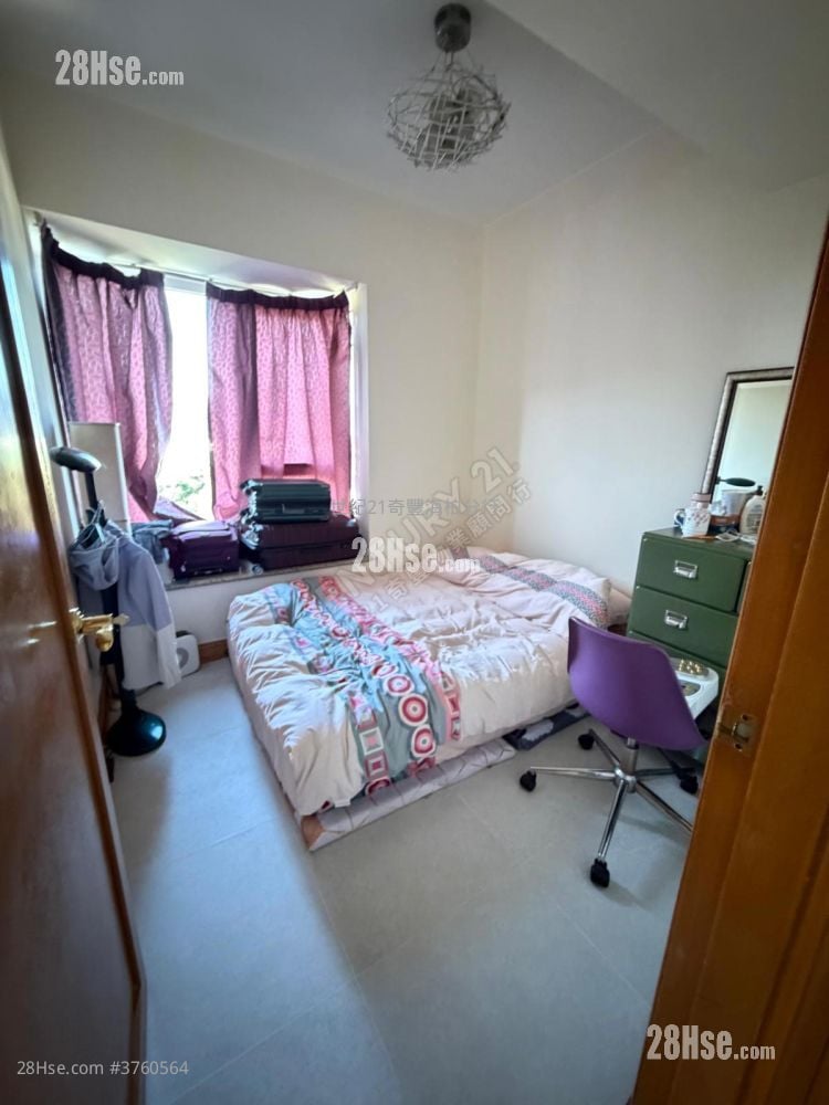 Symphony Bay Sell 3 Bedrooms , 2 Bathrooms 1,031 ft²