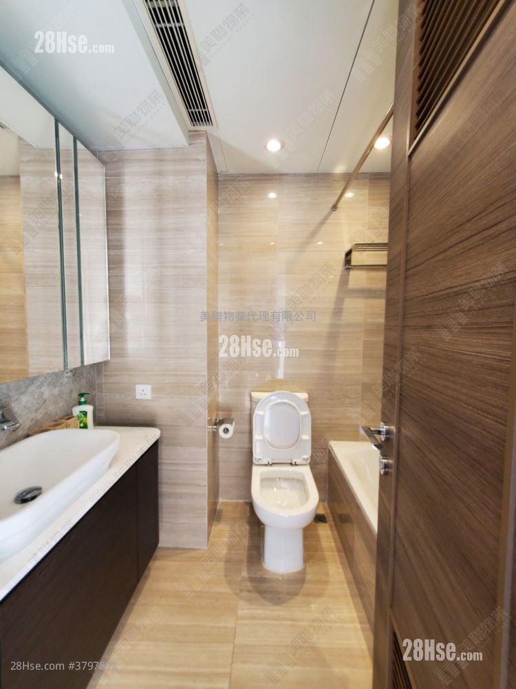 娉廷 售盘 4 房 , 3 浴室 1,589 平方尺