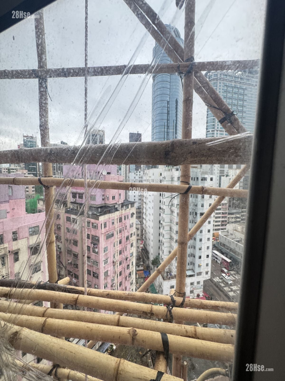 Cheong Fai Mansion Rental 2 Bedrooms , 1 Bathroom 269 ft²