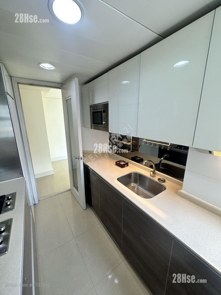 天宇海 售盘 3 房 , 2 浴室 745 平方尺