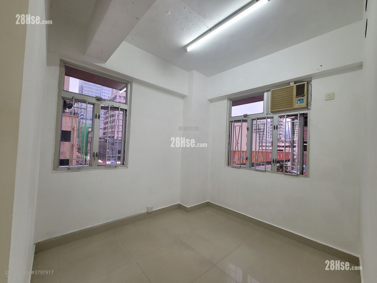 Sam Wo Building Rental 3 Bedrooms , 1 Bathroom 334 ft²