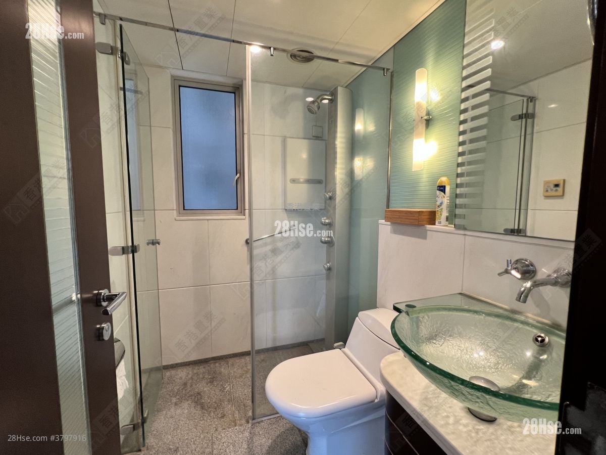 君临天下 售盘 3 房 , 2 浴室 1,051 平方尺