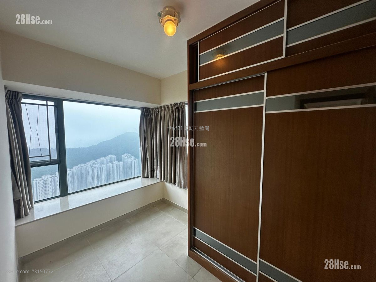 Island Resort Sell 2 Bedrooms , 1 Bathroom 455 ft²