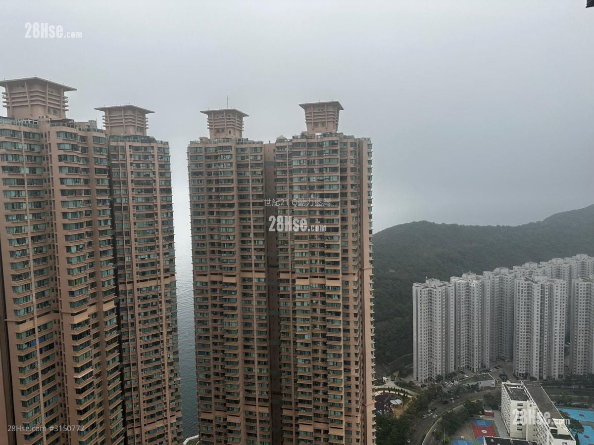 Island Resort Sell 2 Bedrooms , 1 Bathroom 455 ft²