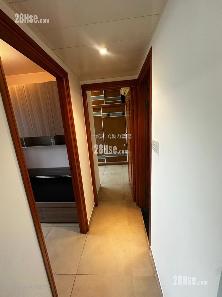 Island Resort Sell 2 Bedrooms , 1 Bathroom 455 ft²