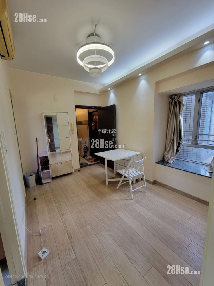 City Regalia Sell 2 Bedrooms , 1 Bathroom 305 ft²