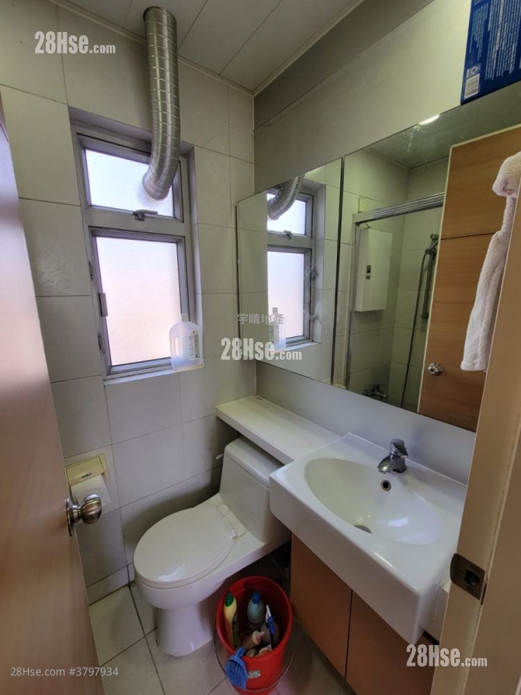 City Regalia Sell 2 Bedrooms , 1 Bathroom 305 ft²