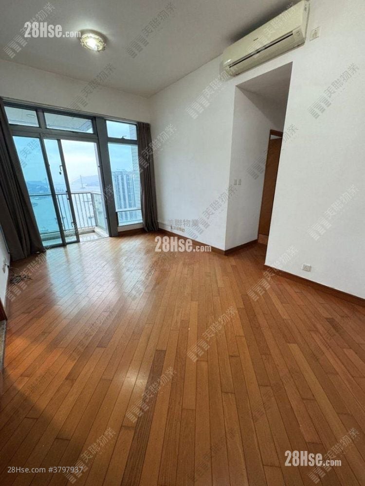 The Dynasty Rental 3 Bedrooms , 2 Bathrooms 728 ft²