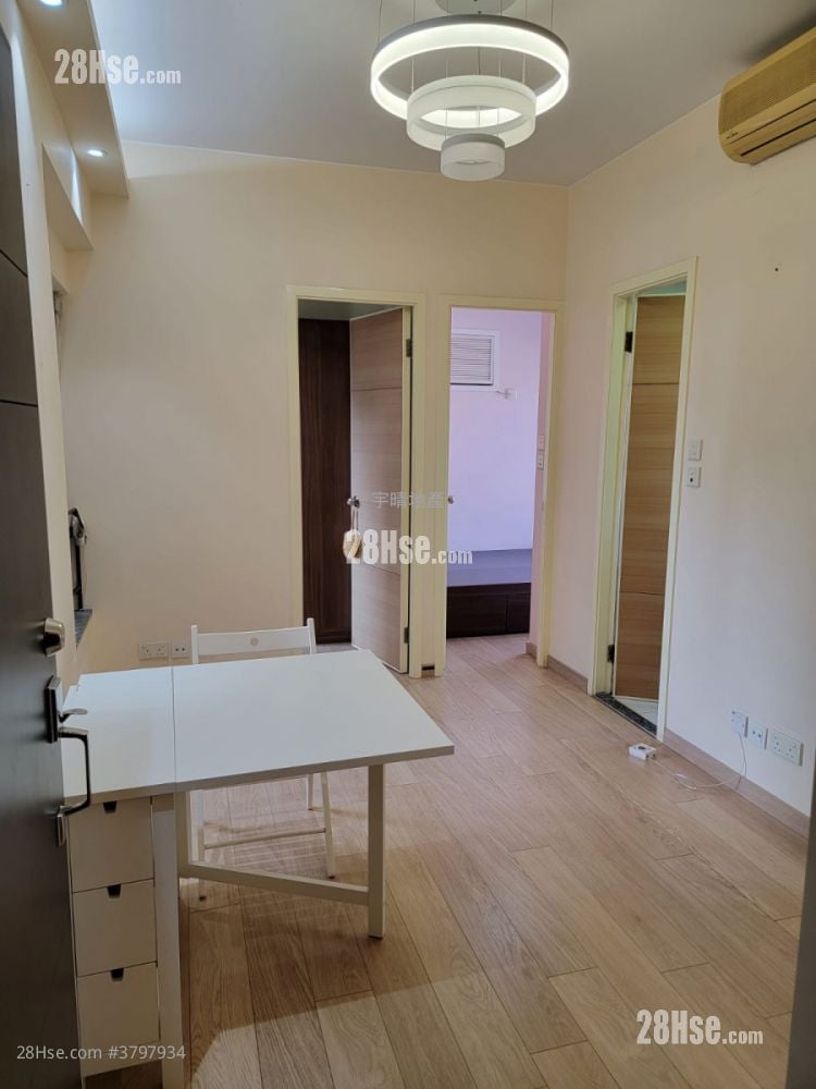 City Regalia Sell 2 Bedrooms , 1 Bathroom 305 ft²