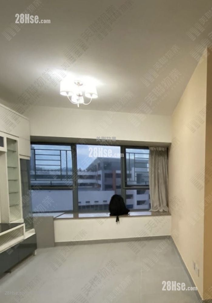 Aquamarine Sell 2 Bedrooms , 1 Bathroom 494 ft²