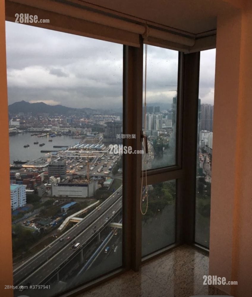 Harbour Green Rental 2 Bedrooms , 1 Bathroom 478 ft²