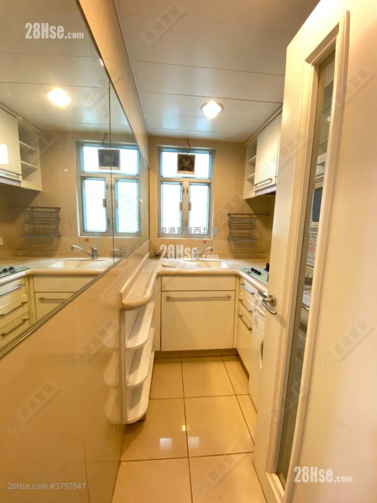 The Pacifica Sell 2 Bedrooms , 1 Bathroom 441 ft²