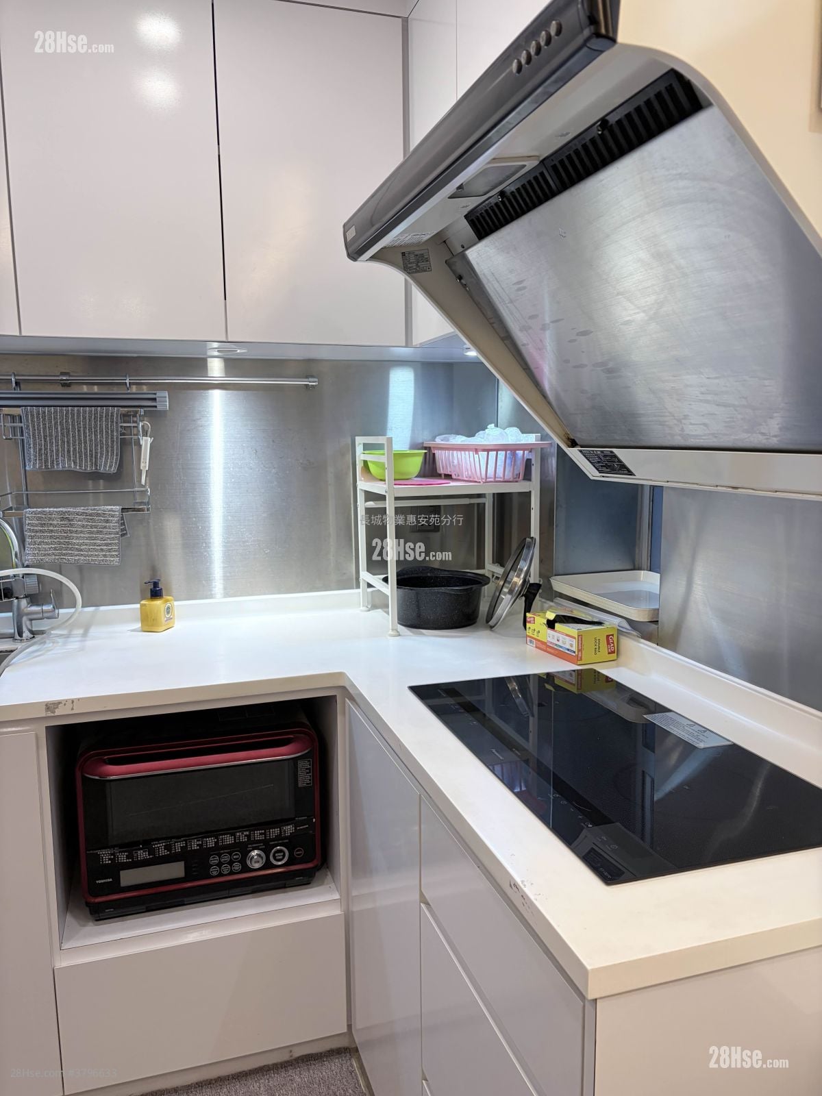 Nan Fung Sun Chuen Sell 2 Bedrooms , 1 Bathroom 391 ft²