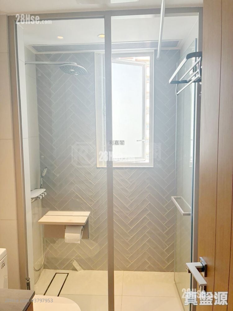 雨后 租盘 2 房 , 1 浴室 475 平方尺