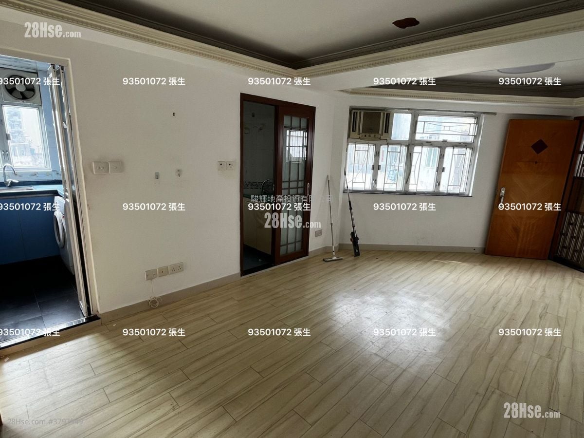 Hang Shun Building Rental 2 Bedrooms , 1 Bathroom 400 ft²