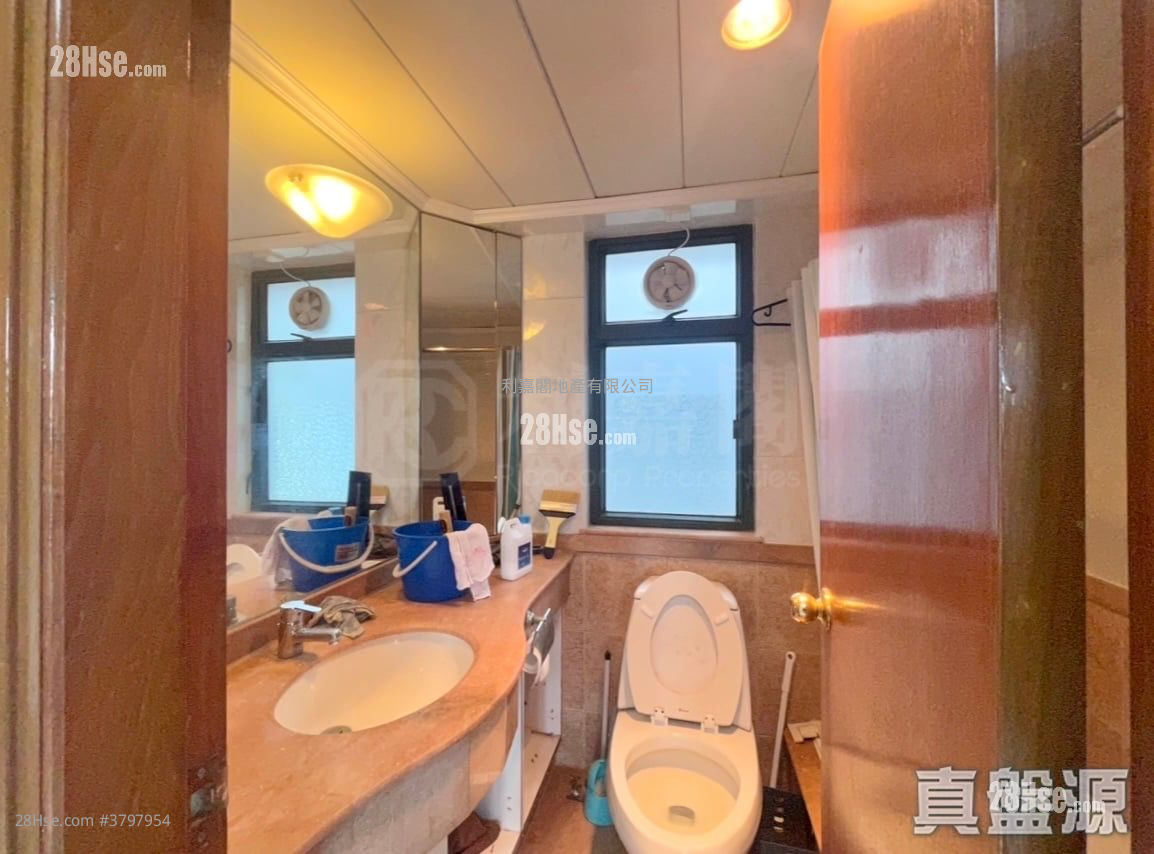 The Metro City Sell 2 Bedrooms , 1 Bathroom 363 ft²