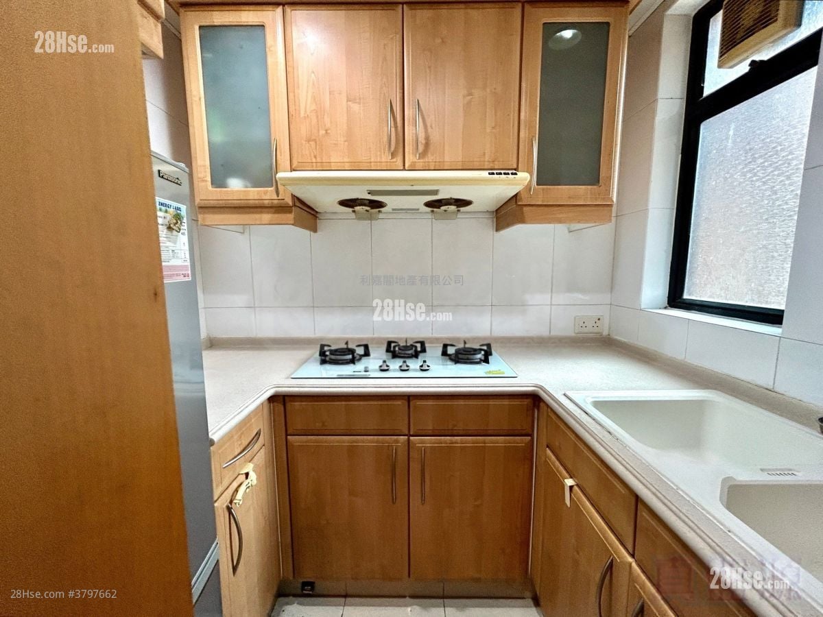 晓峰园 售盘 2 房 , 1 浴室 548 平方尺