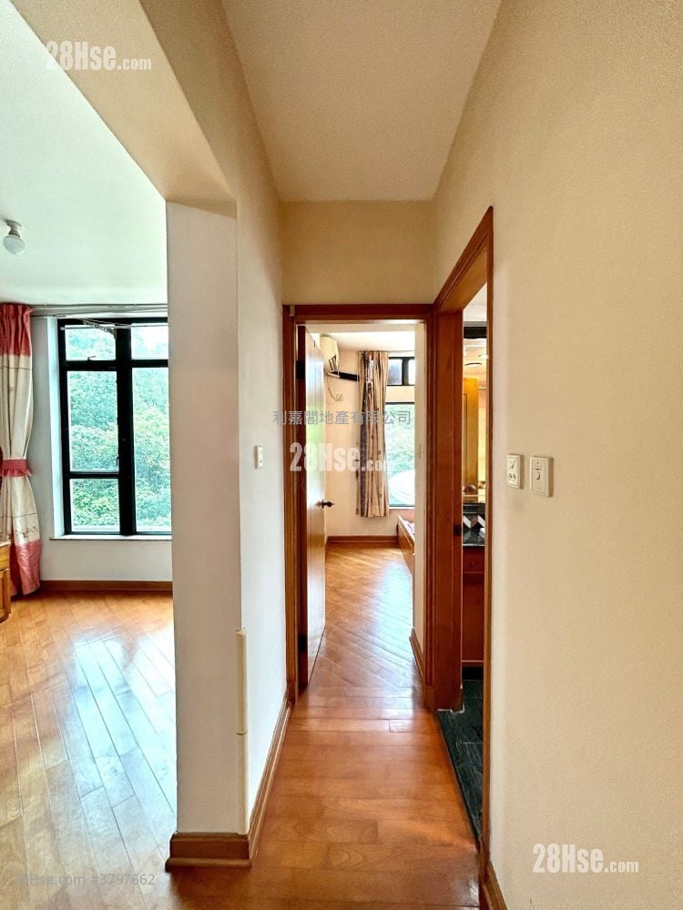 晓峰园 售盘 2 房 , 1 浴室 548 平方尺