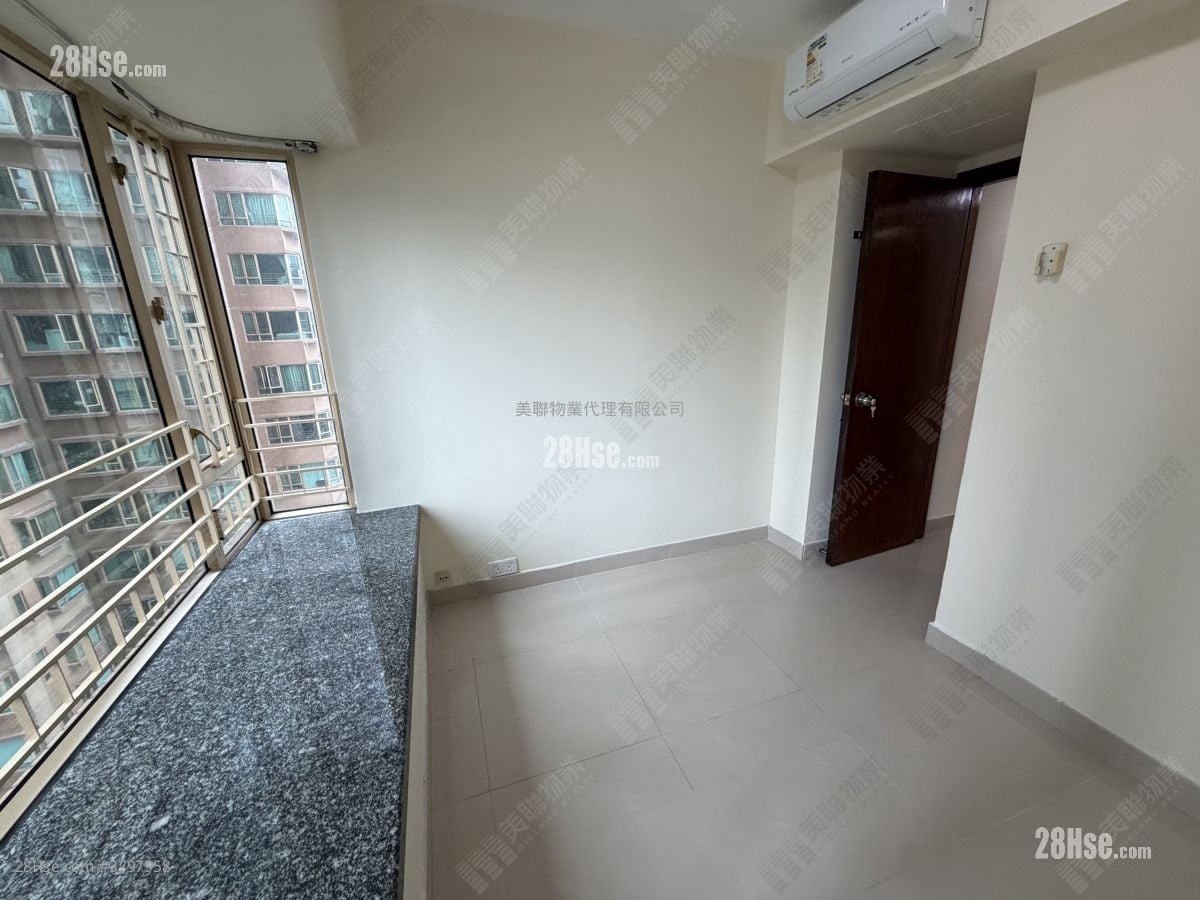 La Cite Noble Rental 2 Bedrooms , 1 Bathroom 434 ft²