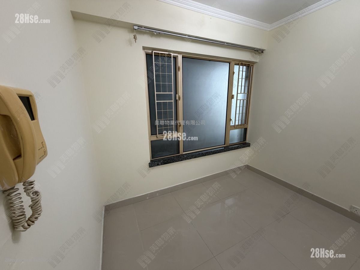 La Cite Noble Rental 2 Bedrooms , 1 Bathroom 434 ft²